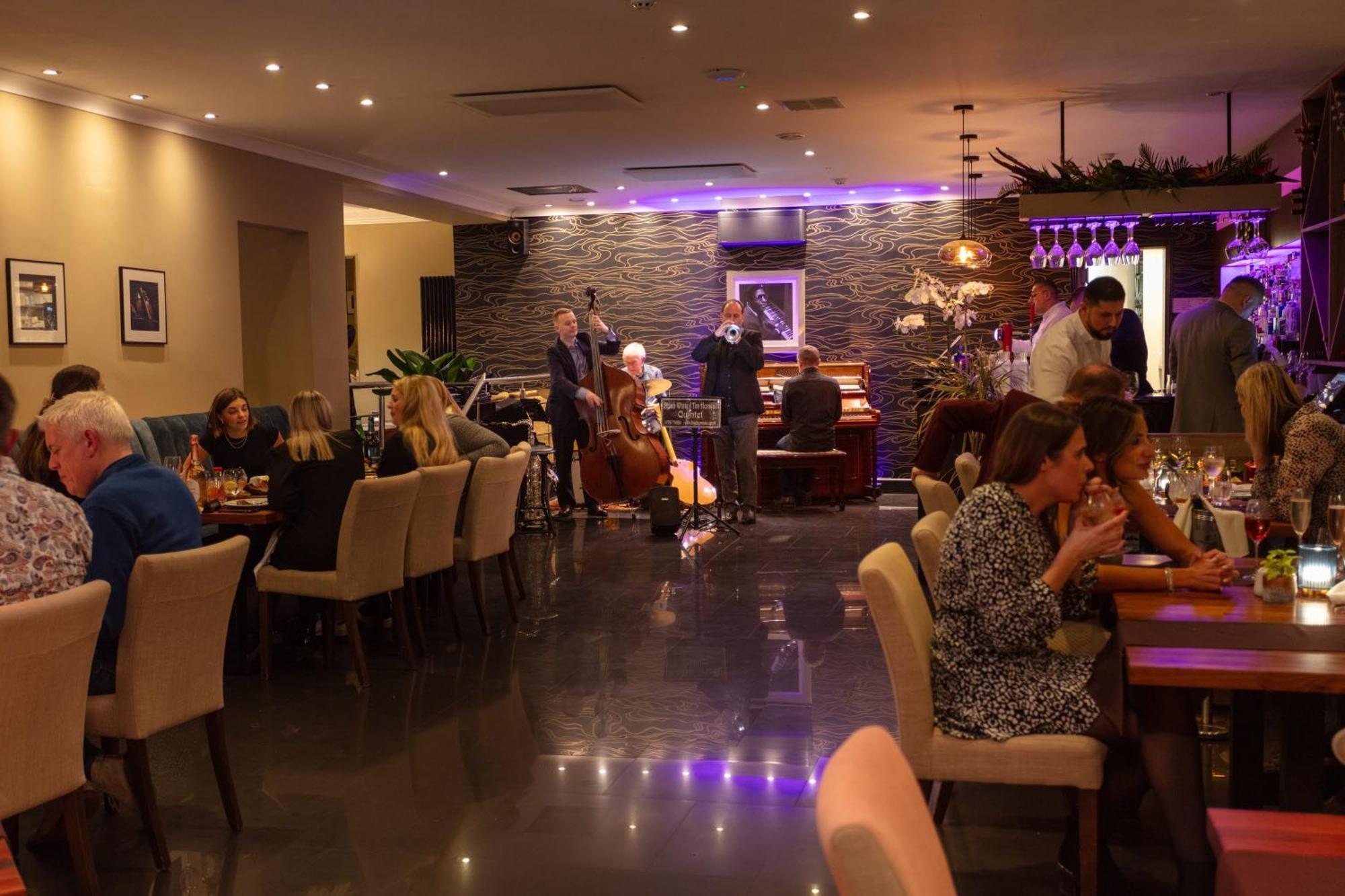 Saint Helier Jersey Hotel Savoy מראה חיצוני תמונה
