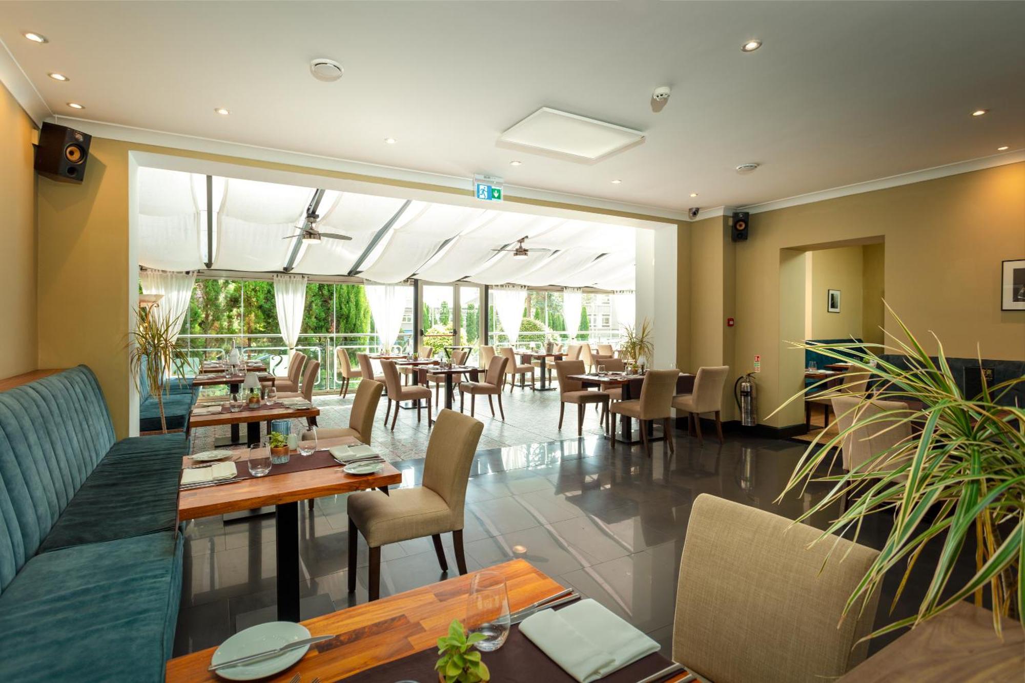 Saint Helier Jersey Hotel Savoy מראה חיצוני תמונה